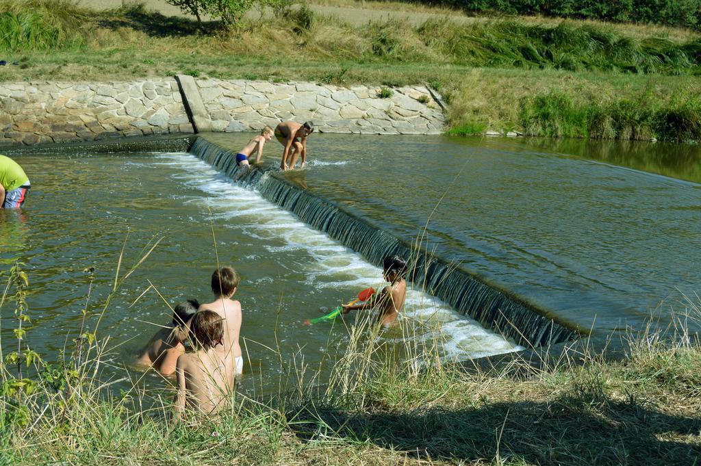 Kempink U Serifa Protivín Esterno foto