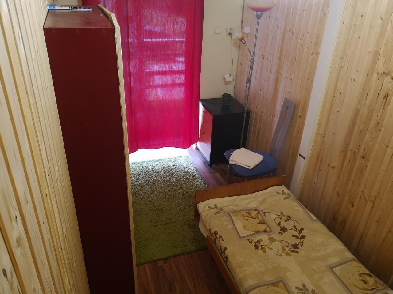 Kempink U Serifa Protivín Esterno foto